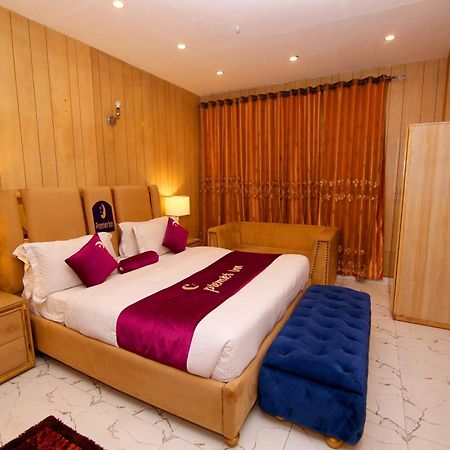 Premier Inn Johar Town Лахор Экстерьер фото