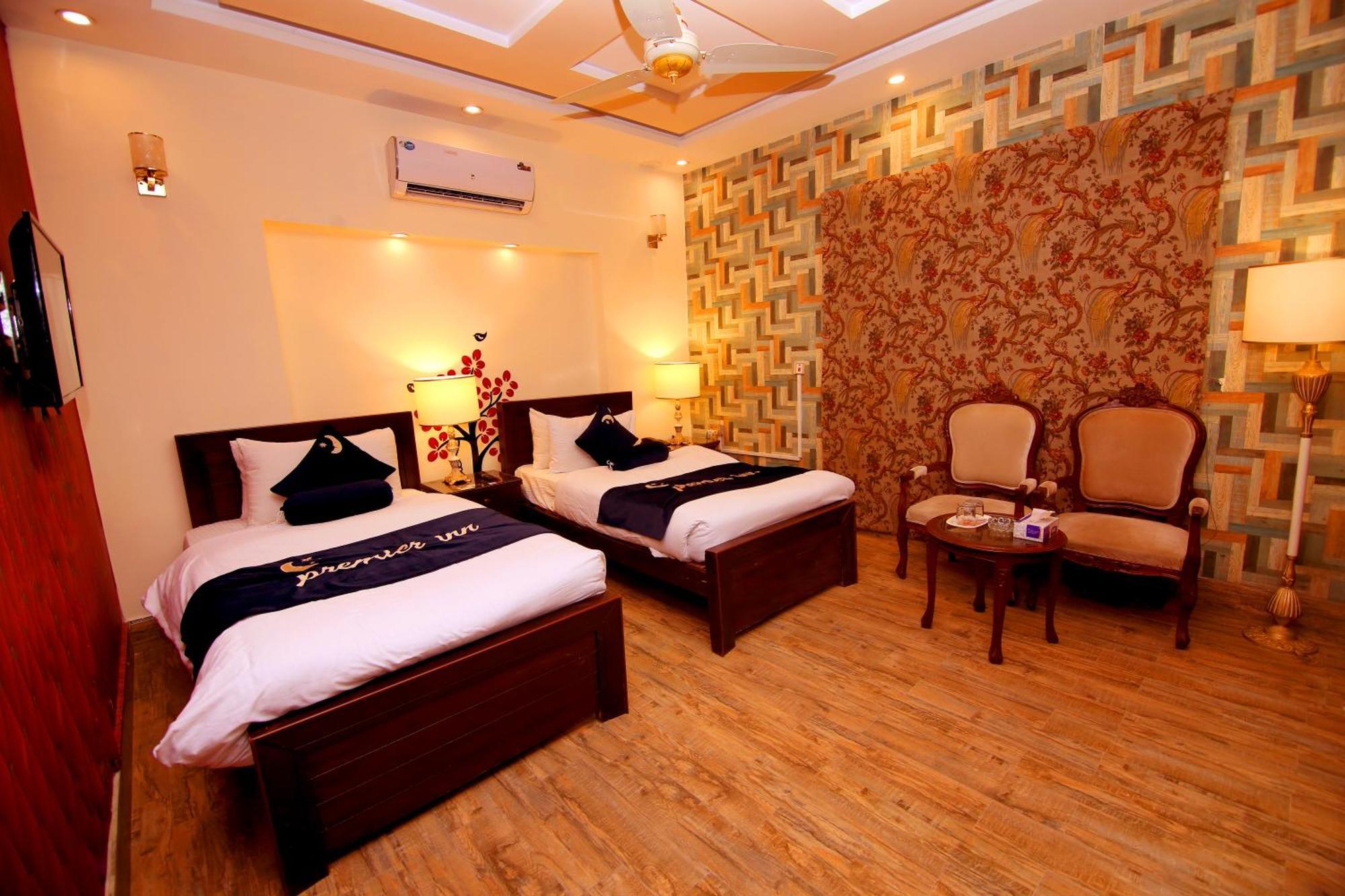 Premier Inn Johar Town Лахор Экстерьер фото